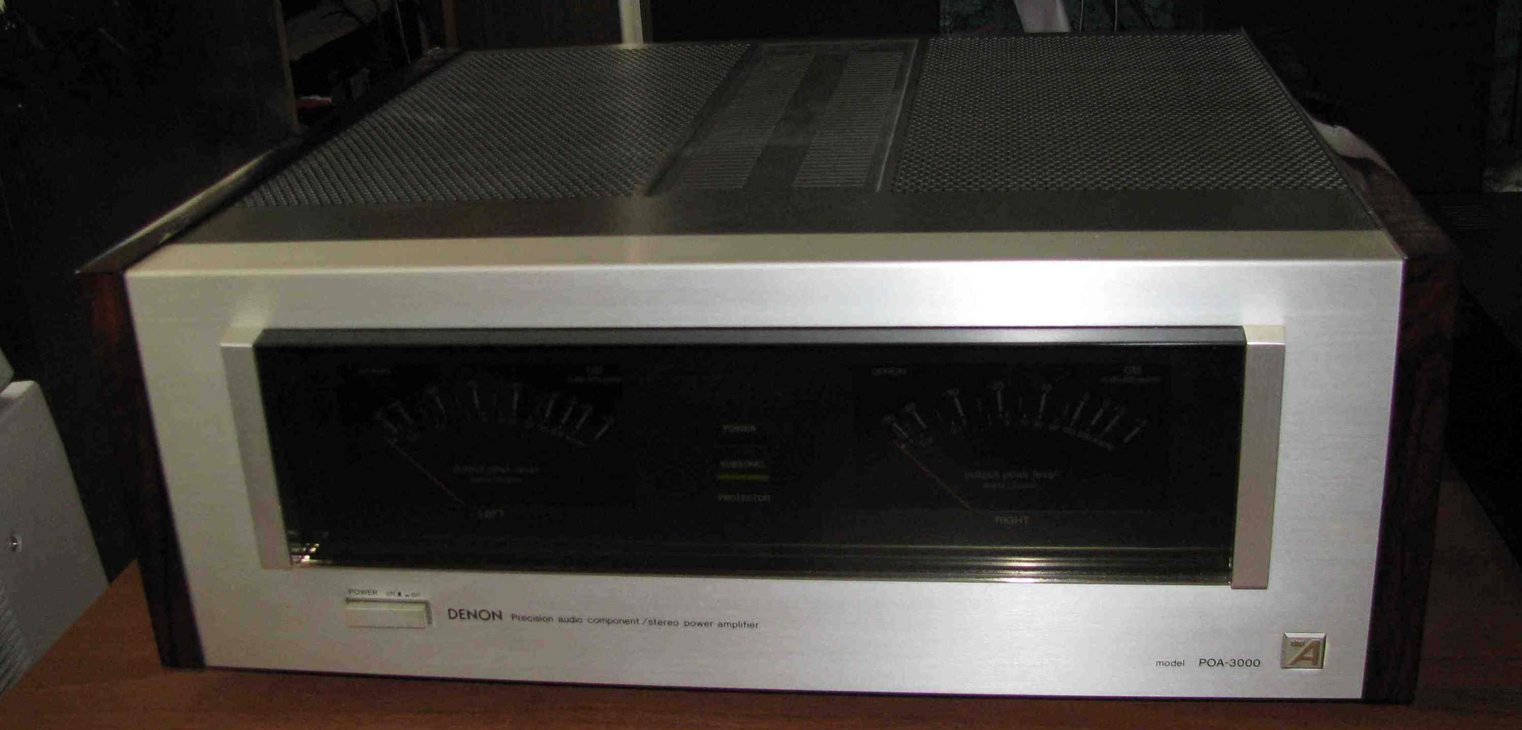 vintage hi-fi power amplifier Denon POA-3000