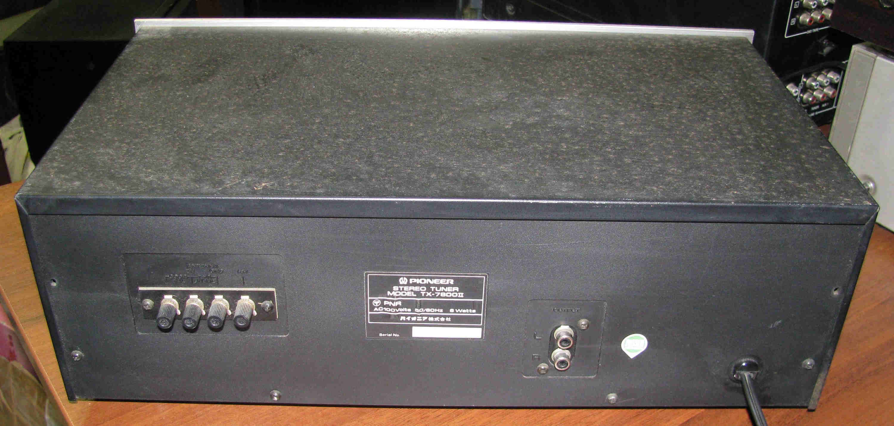 vintage hi-fi tuner Pioneer TX-7800II