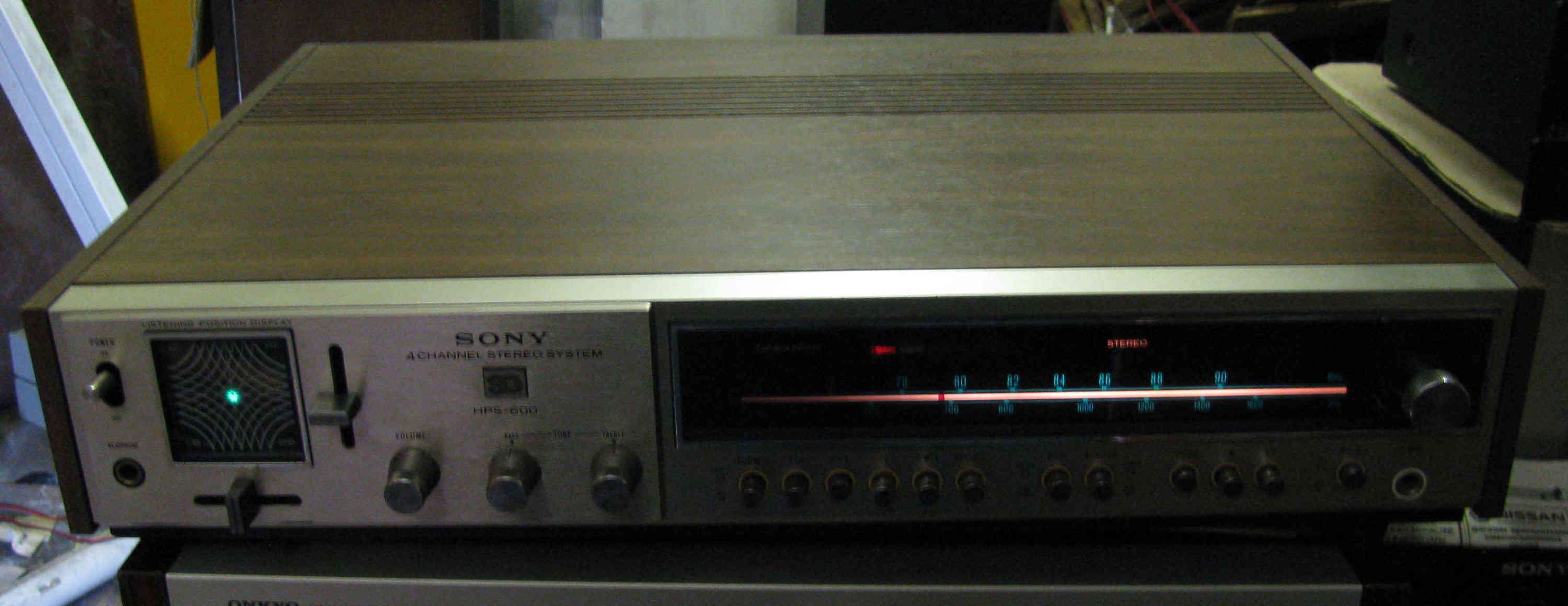 vintage hi-fi receiver Sony HPS-600